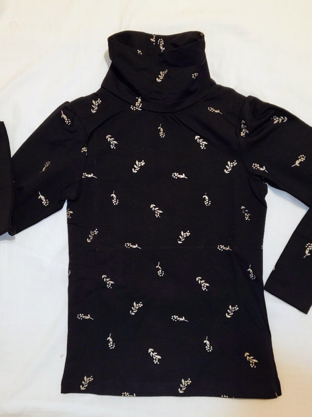 NWOT** Girls Turtle Neck